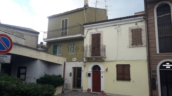 casa indipendente in vendita a Vacri in zona Fontanelle