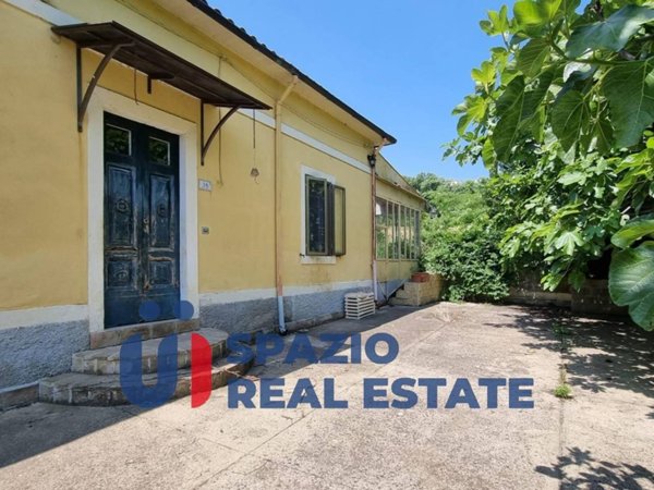 casa indipendente in vendita a Vacri