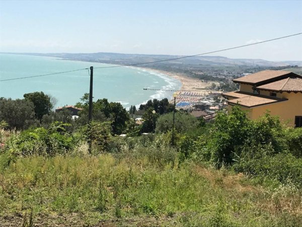 casa indipendente in vendita a Vasto