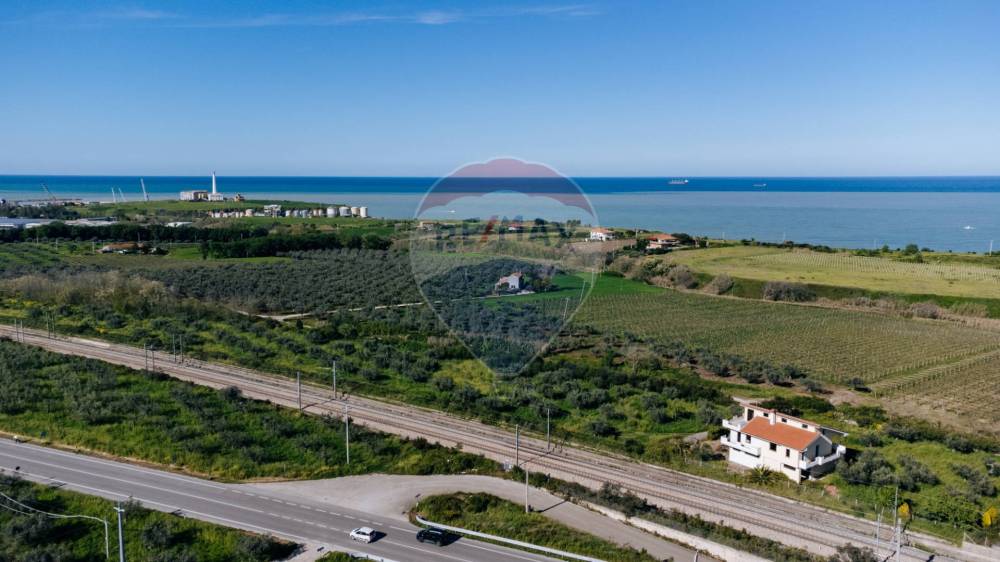 casa indipendente in vendita a Vasto in zona Marina