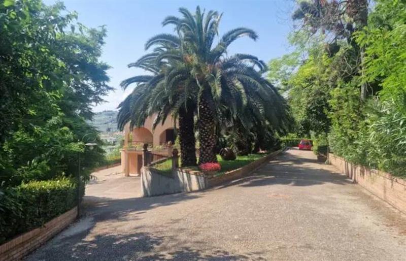 casa indipendente in vendita a Vasto in zona Marina