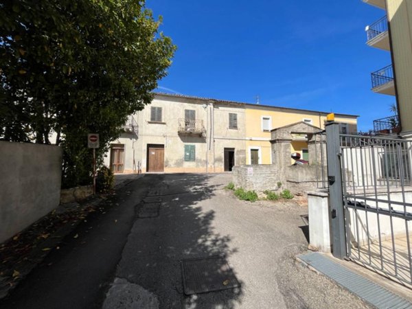 casa indipendente in vendita a Vasto