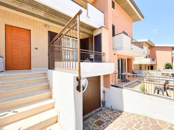 casa indipendente in vendita a Vasto