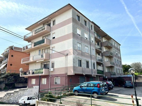 negozio in vendita a Vasto