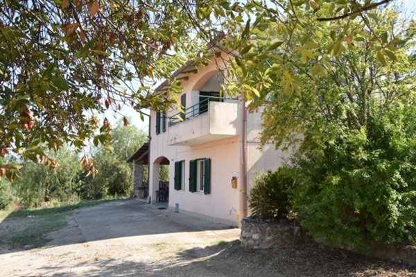 casa indipendente in vendita a Vasto