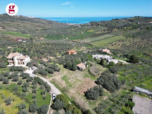 casa indipendente in vendita a Vasto