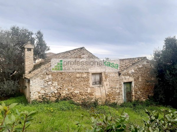 casa indipendente in vendita a Vasto in zona Marina