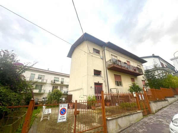 intera palazzina in vendita a Vasto