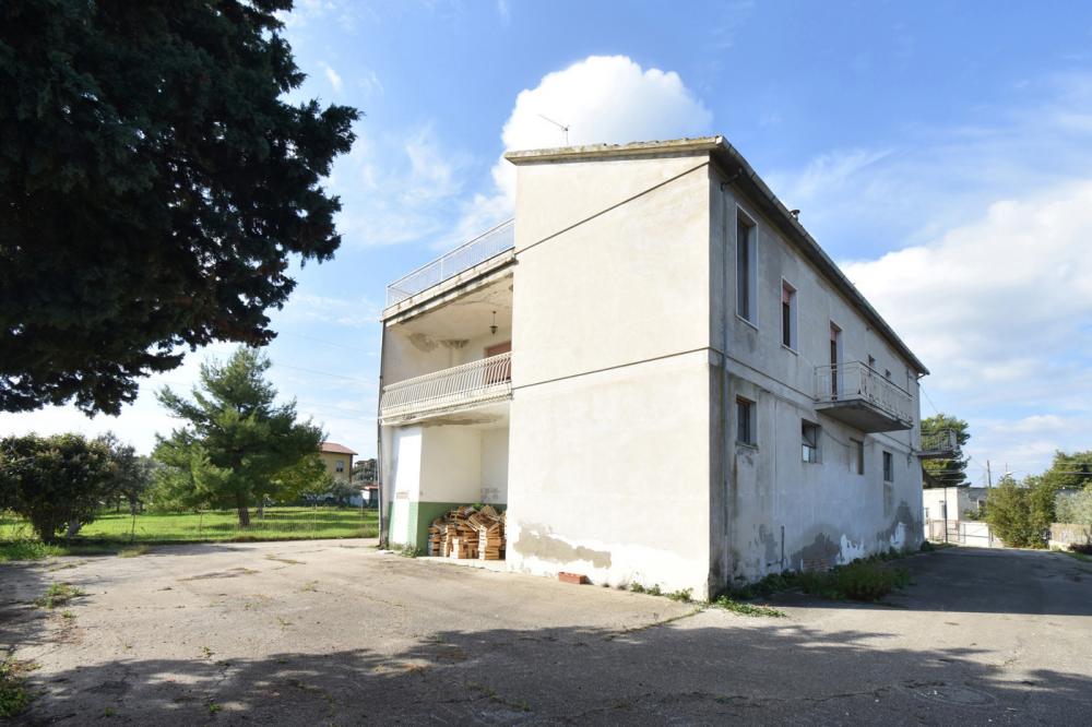 casa indipendente in vendita a Vasto