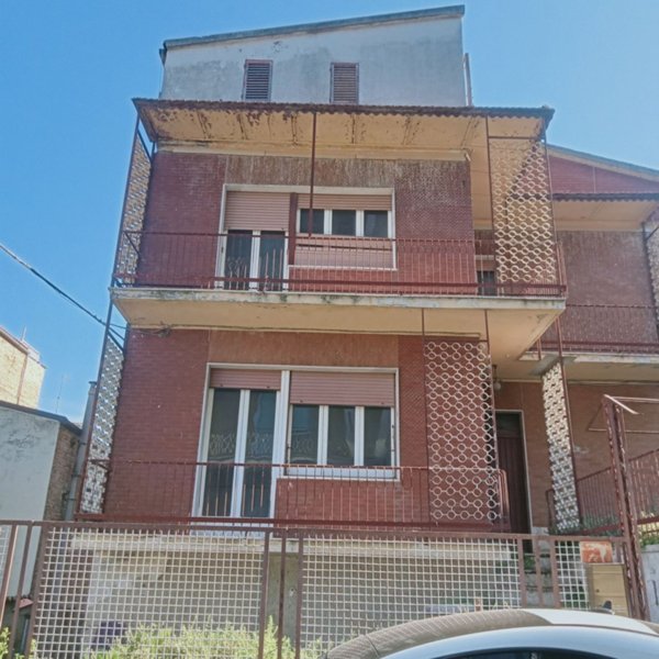 casa indipendente in vendita a Vasto