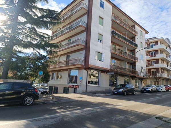 negozio in vendita a Vasto