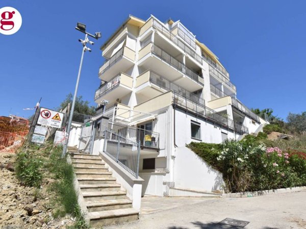 appartamento in vendita a Vasto in zona Marina