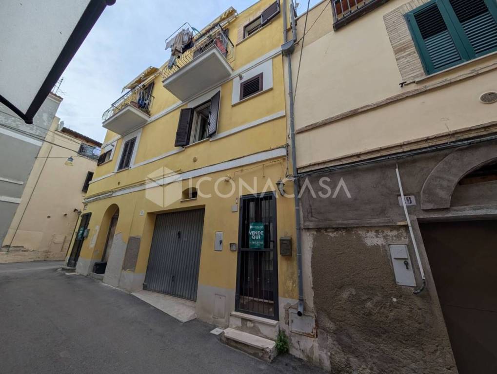 casa indipendente in vendita a Vasto