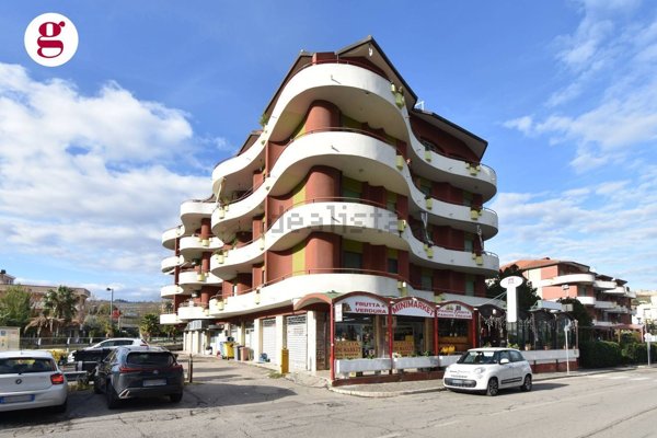 appartamento in vendita a Vasto in zona Marina