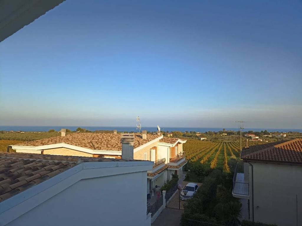 appartamento in vendita a Vasto in zona Incoronata