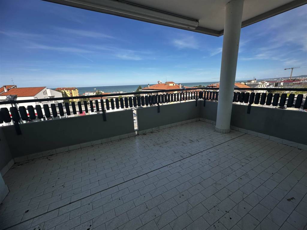 appartamento in vendita a Vasto in zona Marina
