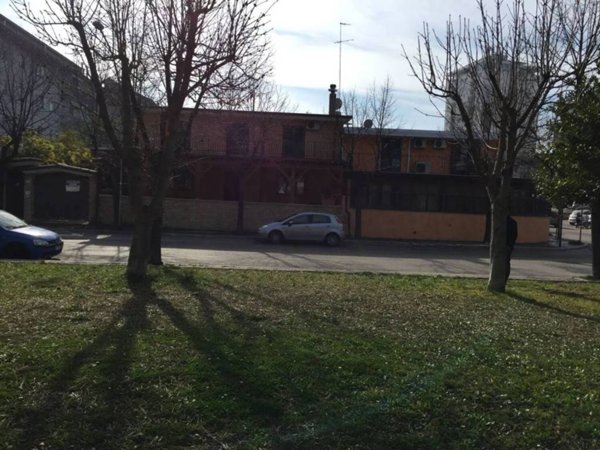 casa indipendente in vendita a Vasto