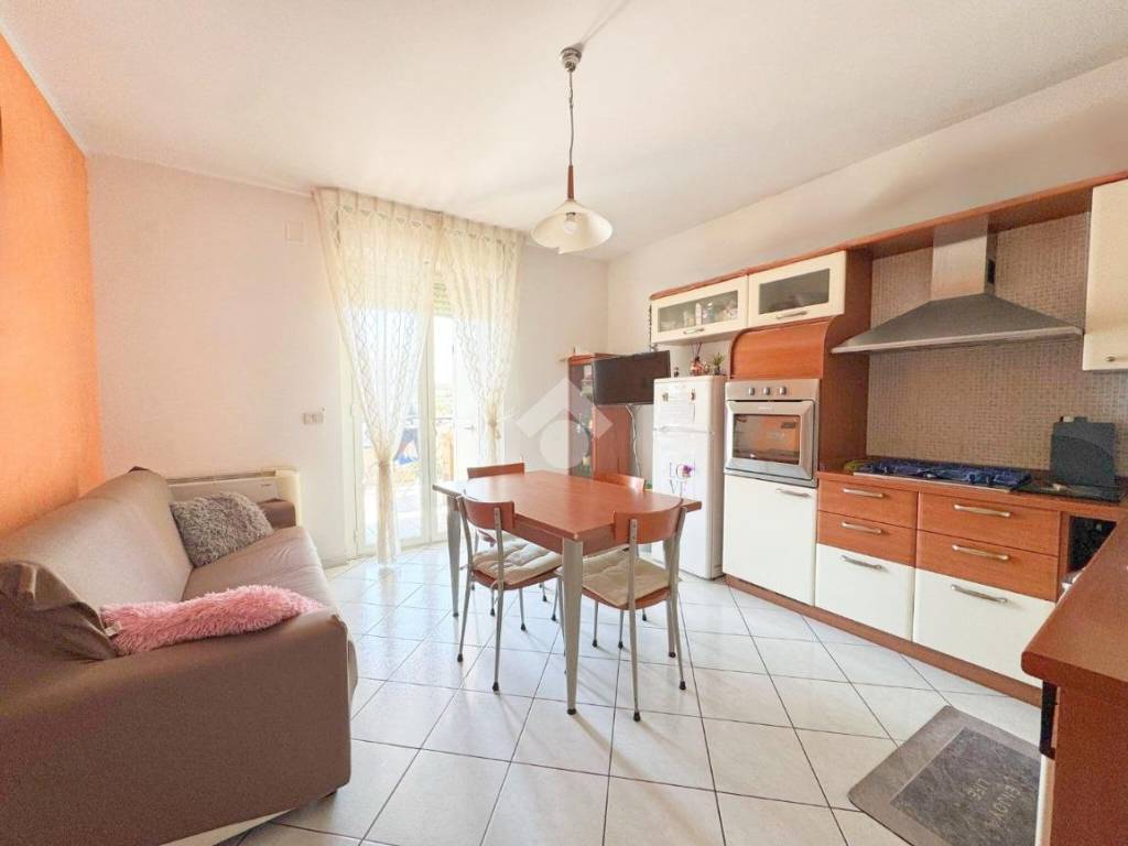 appartamento in vendita a Vasto in zona Marina