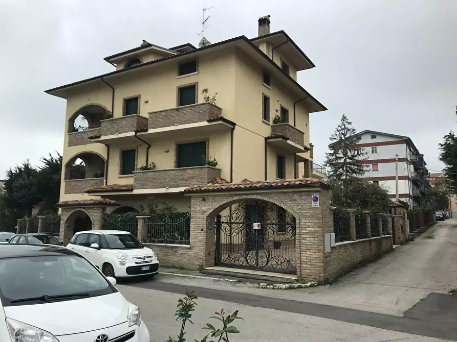 casa indipendente in vendita a Vasto