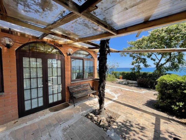 casa indipendente in vendita a Vasto in zona Marina