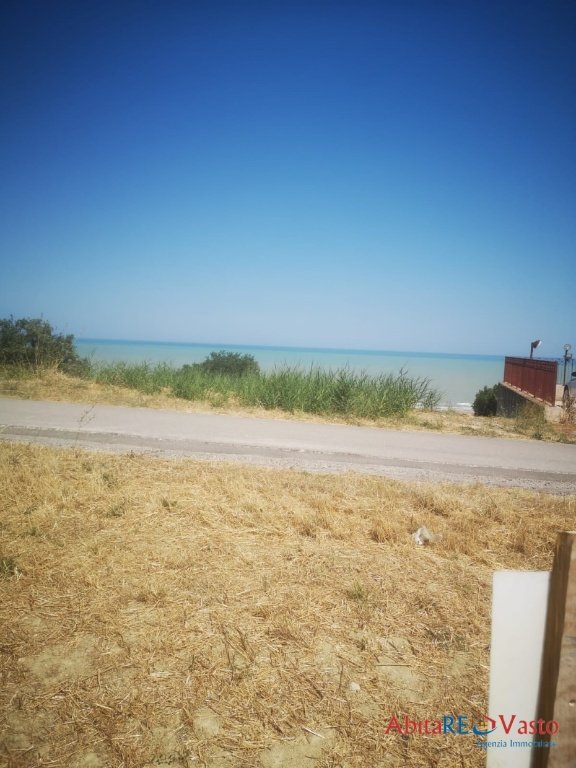 terreno edificabile in vendita a Vasto in zona Montevecchio