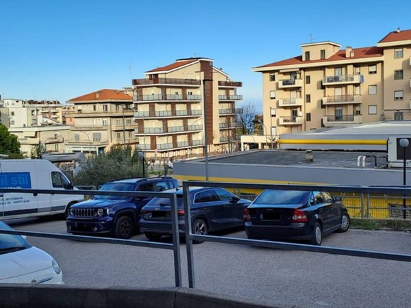 negozio in vendita a Vasto