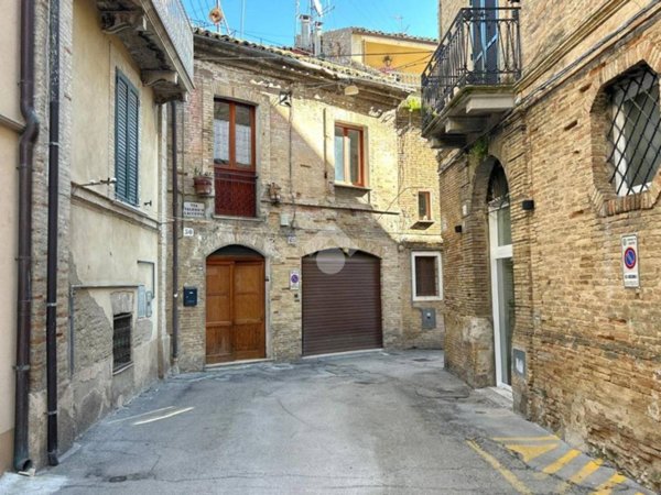 casa indipendente in vendita a Vasto in zona Marina