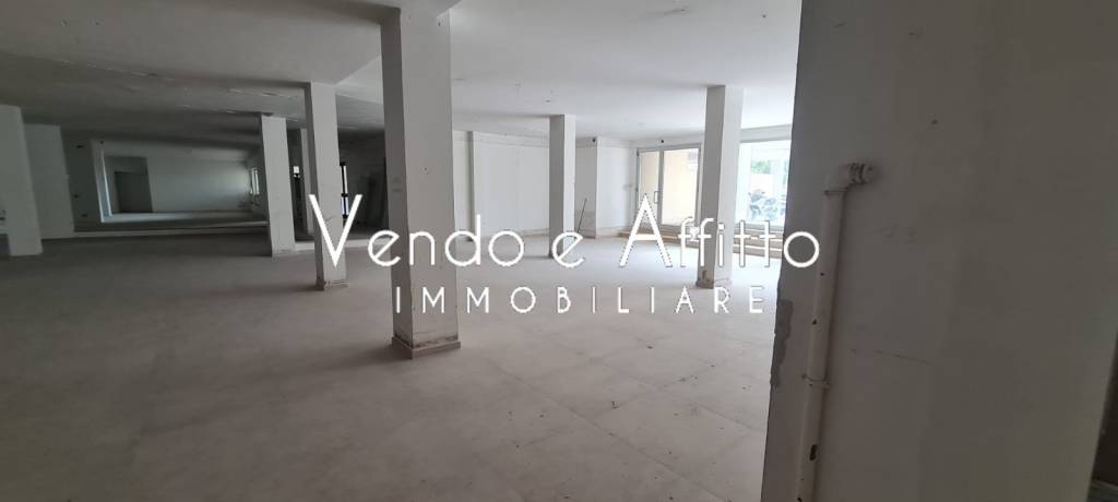negozio in vendita a Vasto