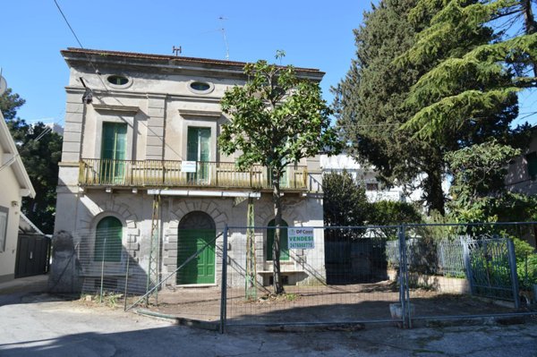 casa indipendente in vendita a Vasto