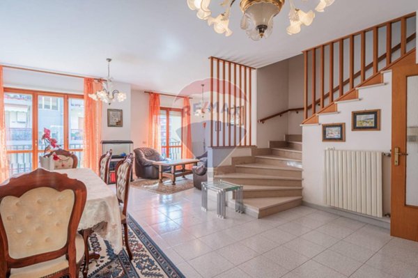 casa indipendente in vendita a Vasto in zona Marina