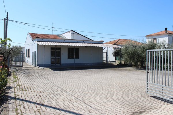 casa indipendente in vendita a Vasto in zona Lebba