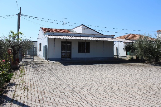 casa indipendente in vendita a Vasto in zona Marina