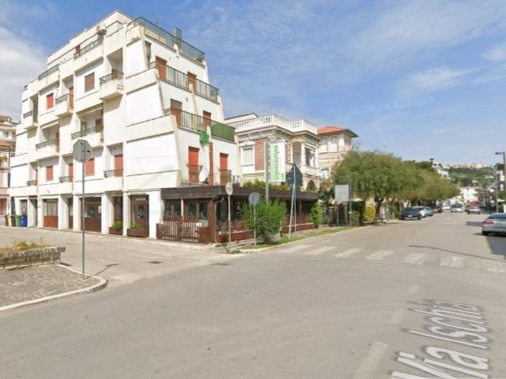 appartamento in vendita a Vasto in zona Marina