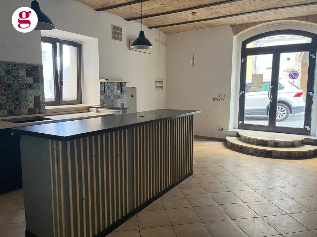 negozio in vendita a Vasto