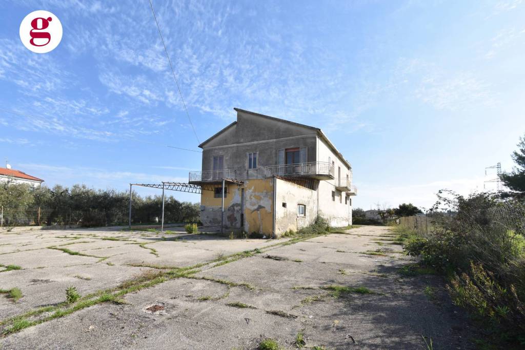 casa indipendente in vendita a Vasto