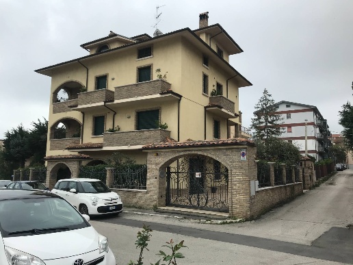 casa indipendente in vendita a Vasto