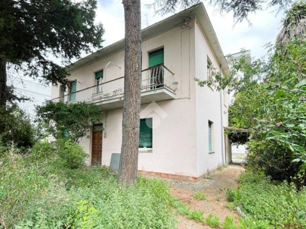 casa indipendente in vendita a Vasto