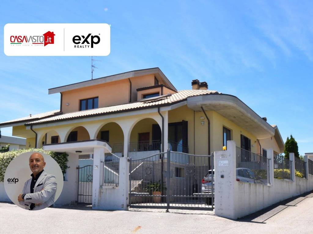casa indipendente in vendita a Vasto in zona Sant'Antonio Abate