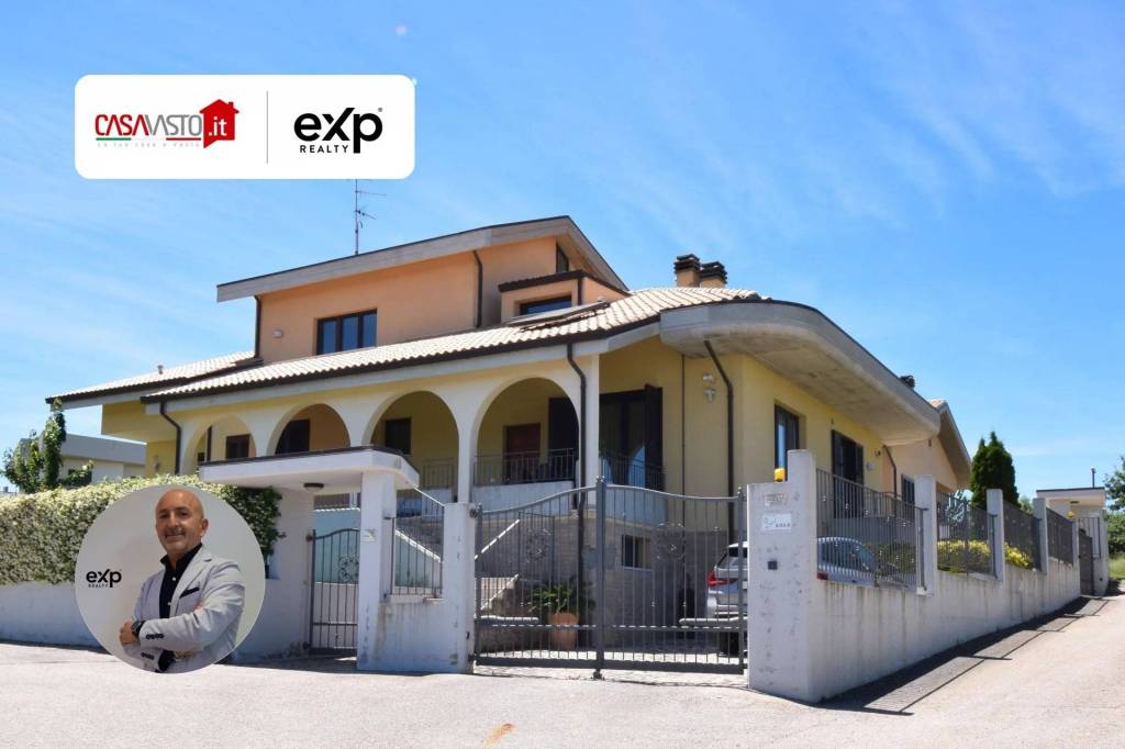 casa indipendente in vendita a Vasto in zona Sant'Antonio Abate