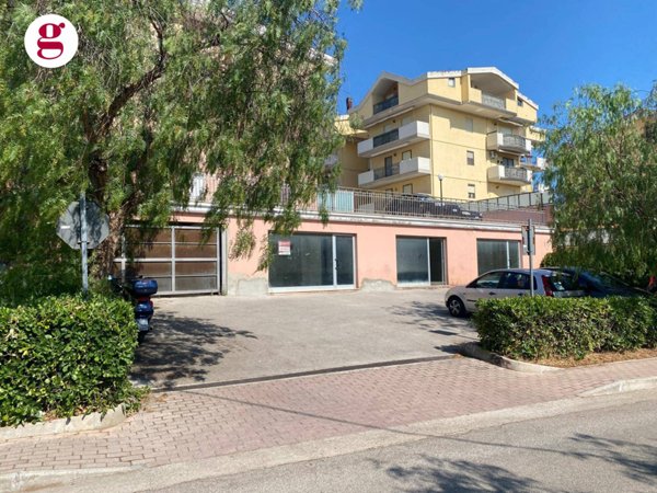 locale di sgombero in vendita a Vasto