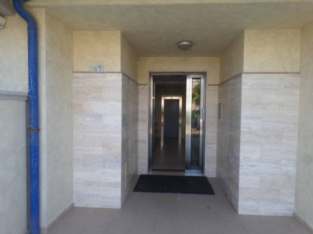 intera palazzina in vendita a Vasto in zona Marina