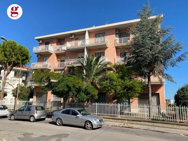 locale commerciale in vendita a Vasto