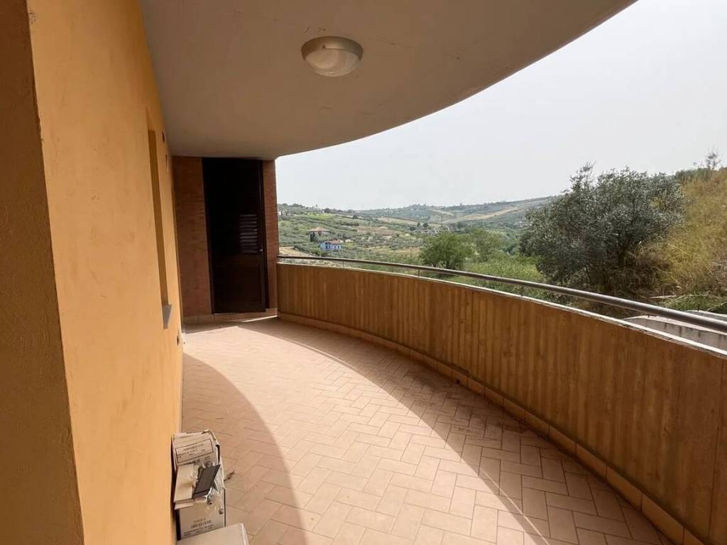 appartamento in vendita a Vasto in zona Marina