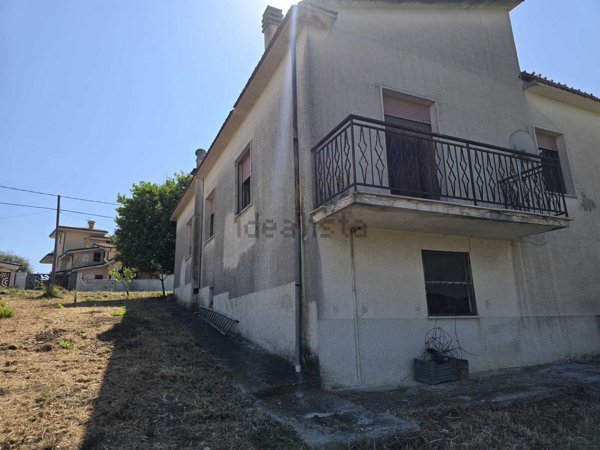 casa indipendente in vendita a Vasto