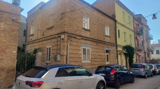casa indipendente in vendita a Vasto