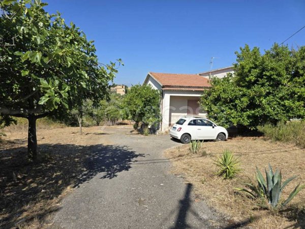 casa indipendente in vendita a Vasto