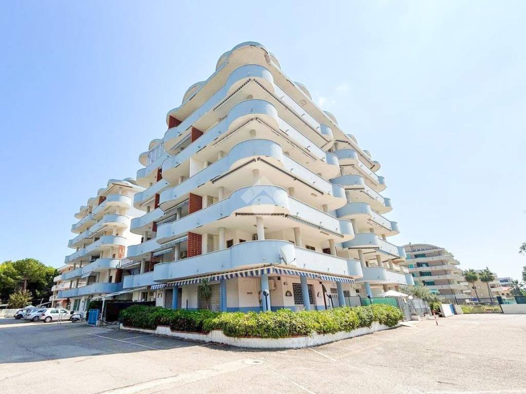 appartamento in vendita a Vasto in zona Marina