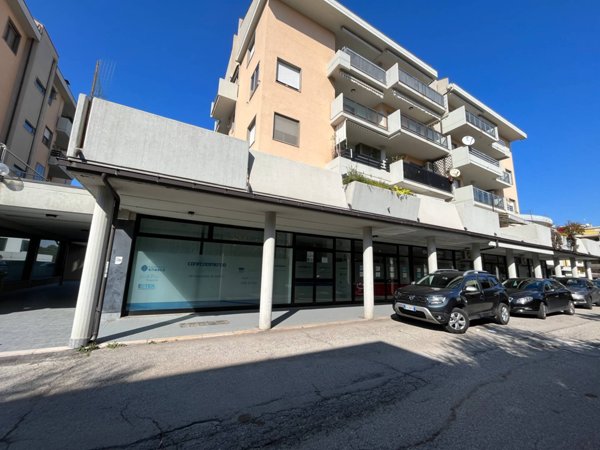 ufficio in vendita a Vasto