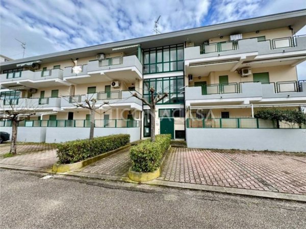 appartamento in vendita a Vasto in zona Marina
