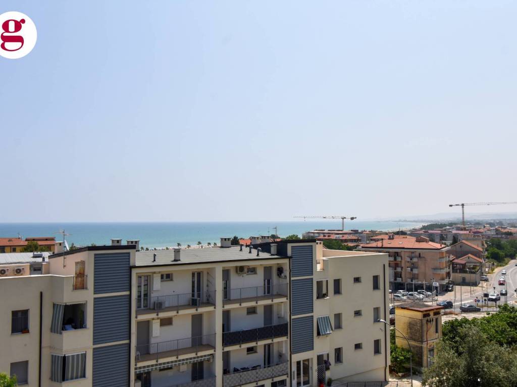 appartamento in vendita a Vasto in zona Marina